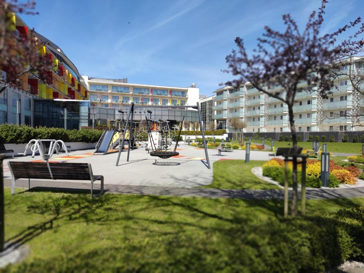 Apartament Przy Hotelu Aquarius Kołobrzeg Kültér fotó